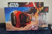 Star Wars The Force Awakens. Rey's speeder and action figure.