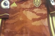 leeds United Age 7/8 shirt shorts and socks