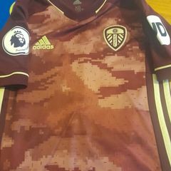 leeds United Age 7/8 shirt shorts and socks