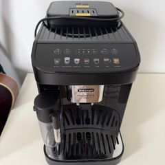De'longhi Coffee Machine