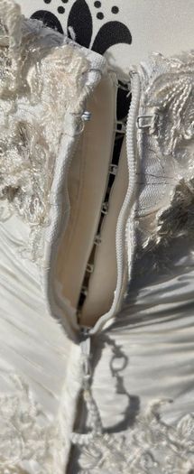 Mon Cheri Wedding dress