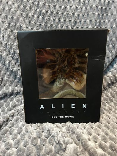 Alien Covenant Facehugger Promotional Replica Limited Edition 866 out of Official RDP Collectible with Certificate