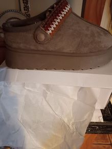 Ugg Style Slippers/Shoes.....