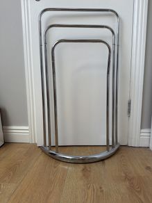 Towel / Storage Rail