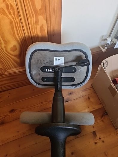 HAG Balans Vital kneeling chair