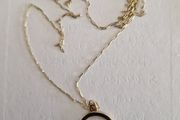 9ct claddagh pendant