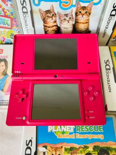 Pink Nintendo DSi