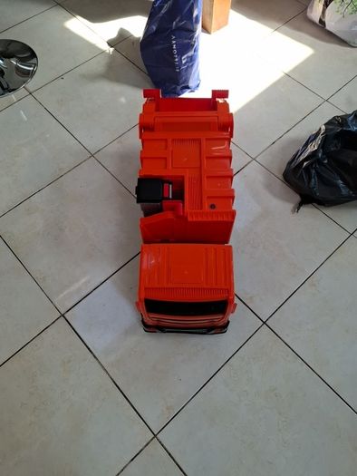 dump truck