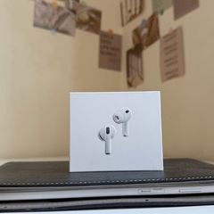 Airpods pro 3  Airpods 3 pro