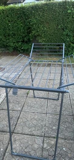 clothes airer