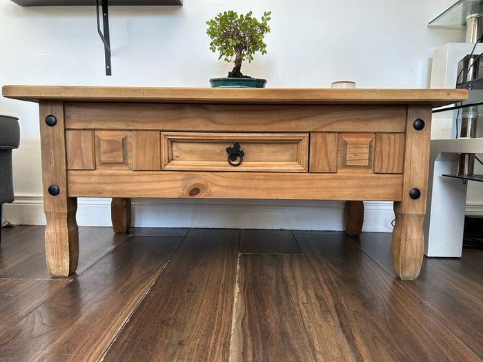 Emerfield Coffee Table