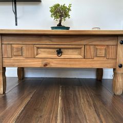 Emerfield Coffee Table