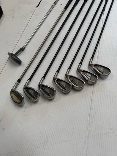 set golf clubs