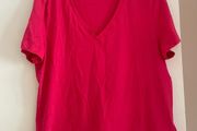Pink t-shirt
