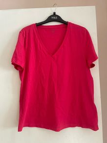 Pink t-shirt