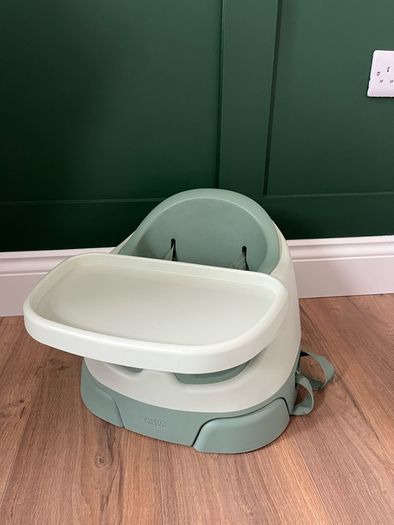 Mamas and Papas baby bug seat / high chair