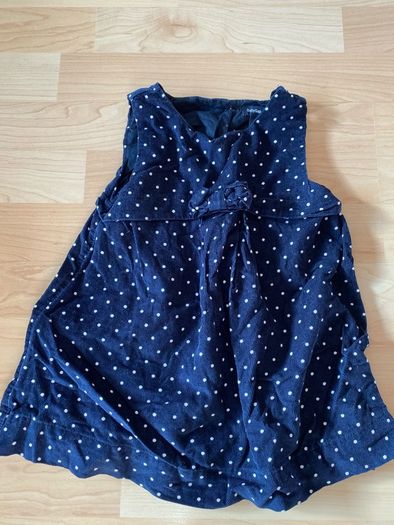 baby girl Gap dress 18/24 months but would fit 12/18months