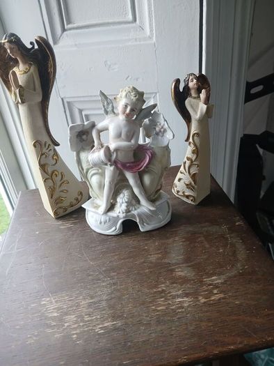 angel figurines