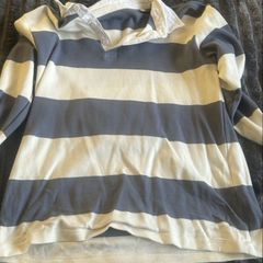 boys rugby style top age 11-12 yrs
