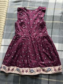 Girls dress