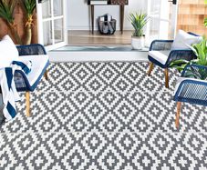 Outdoor Rug, 180 x 120cm Waterproof Picnic Blanket Black Reversible Floor Mat Recycled UV Resistant Rugs Camping Woven Plastic Straw Mats Indoor Rug for Garden RV Patio Deck Balcony BBQ Beach