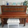 Piano vintage beautiful piece. Image 2