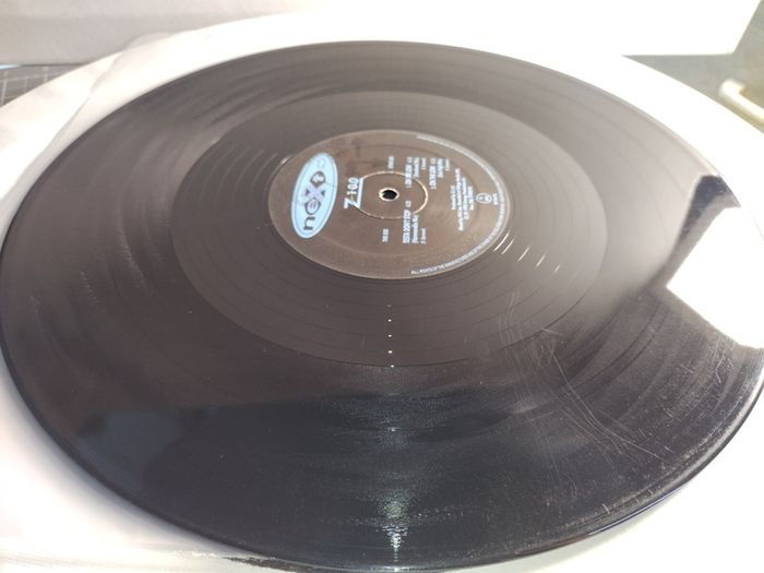 Z100 - Testa Don't Stop - Next Records - Italian Pressing - Early 90s House Classic!