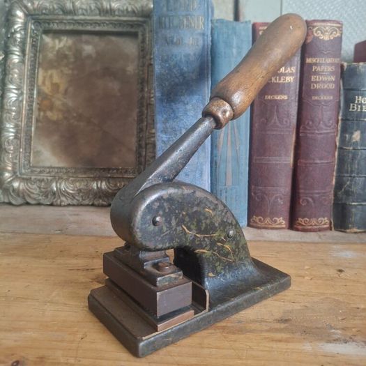 Victorian Cast Iron Desk Embosser Seal