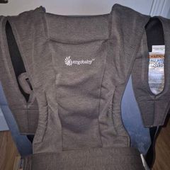 Ergobaby embrace baby carrier