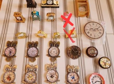 Accessories for Dolls house - miniature clocks