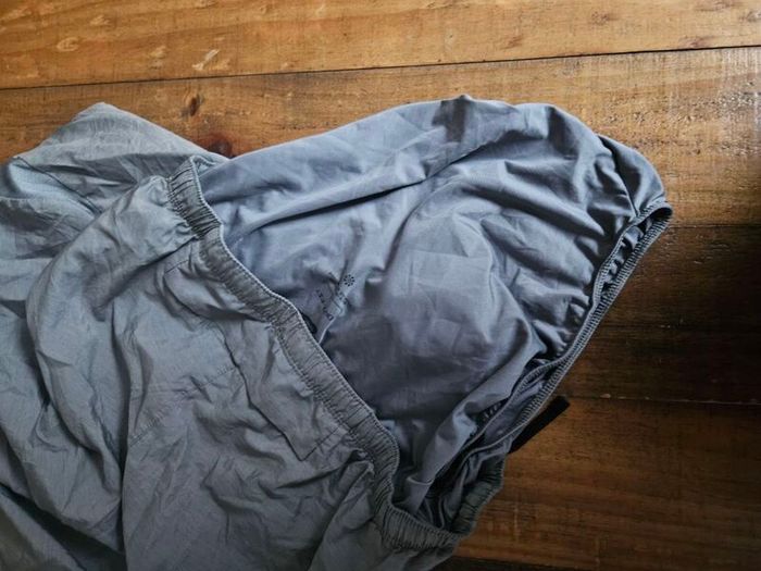 nike shorts size L