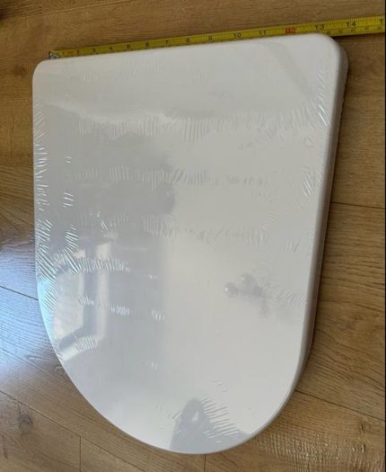 Sonas D-Shaped Soft Close Seat
