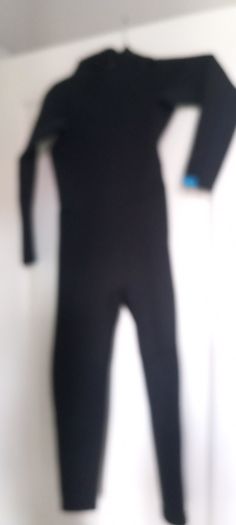 kids wetsuit 6-7