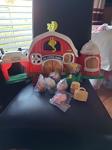 My Little Farm Ranch Barn Toy Play Set Animals Farmer Tractor Presc