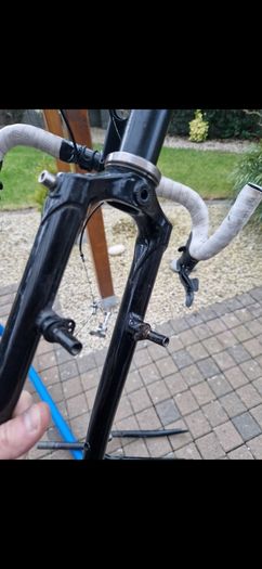 Road bike fork