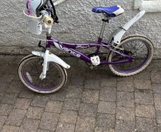 Girls bike
