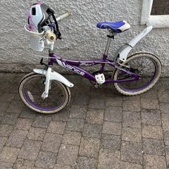 Girls bike