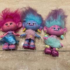 Trolls