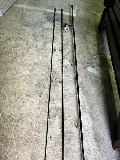 Fishing rod bundle (3 rods, 1 reel)