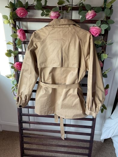 trench Bnwt size small trench coat jacket size small compania fantastica