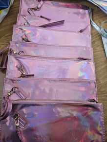 Cosmetic pouch