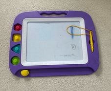 Magnetic drawing board