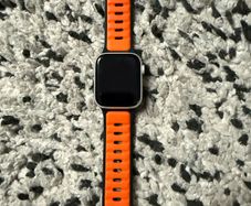 Apple Watch Series 5 44mm GPS Excellent Condition with Box