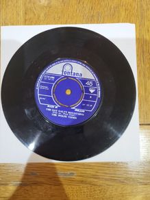 The Wolfe Tones The Gay Galty Mountains Banks Of The Ohio 7 inch Vinyl Single