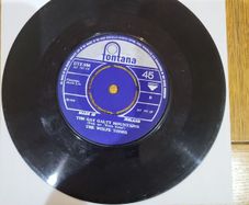 The Wolfe Tones The Gay Galty Mountains Banks Of The Ohio 7 inch Vinyl Single