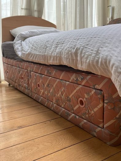 Single bed