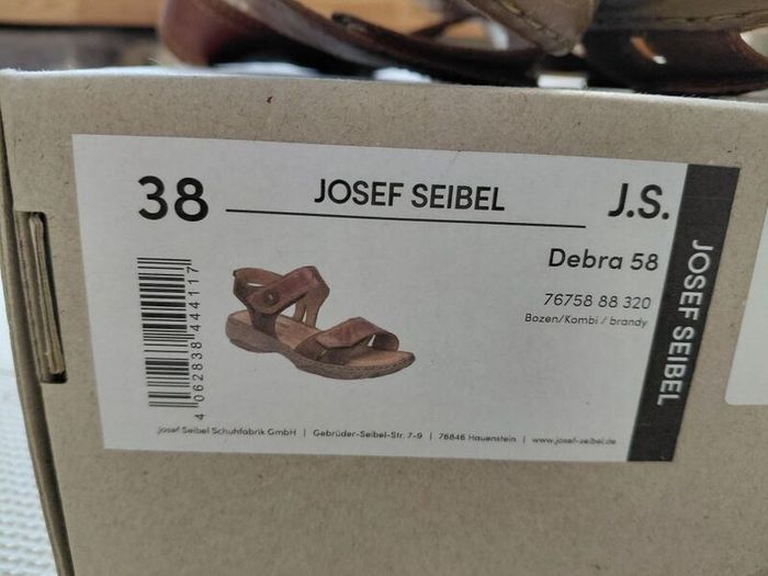 josef seibel woman leather sandal