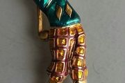Gold Plated Golfer brooch