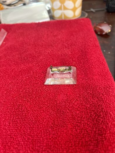 retro brooch