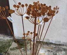 Cow parsley head steel ornament